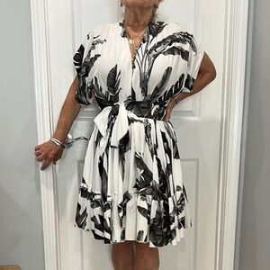 Elegant Black and White Leaf Print Dress